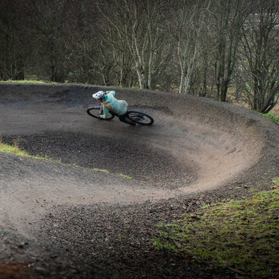 Fi Berry riding at Glentress